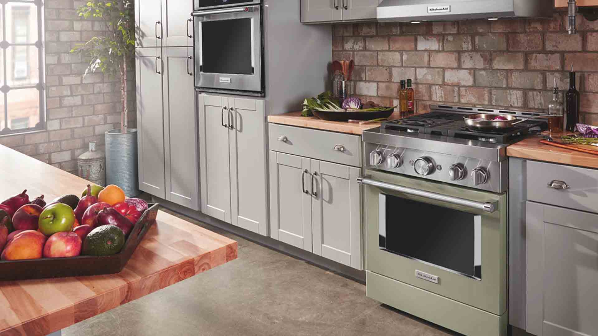 KitchenAid Commercial Style Gas Range Repair Service | KitchenAid Repairs
